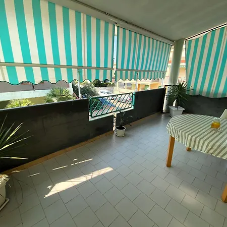 Casa Vacanze Con Terrazza Marina di Ginosa Exterior photo